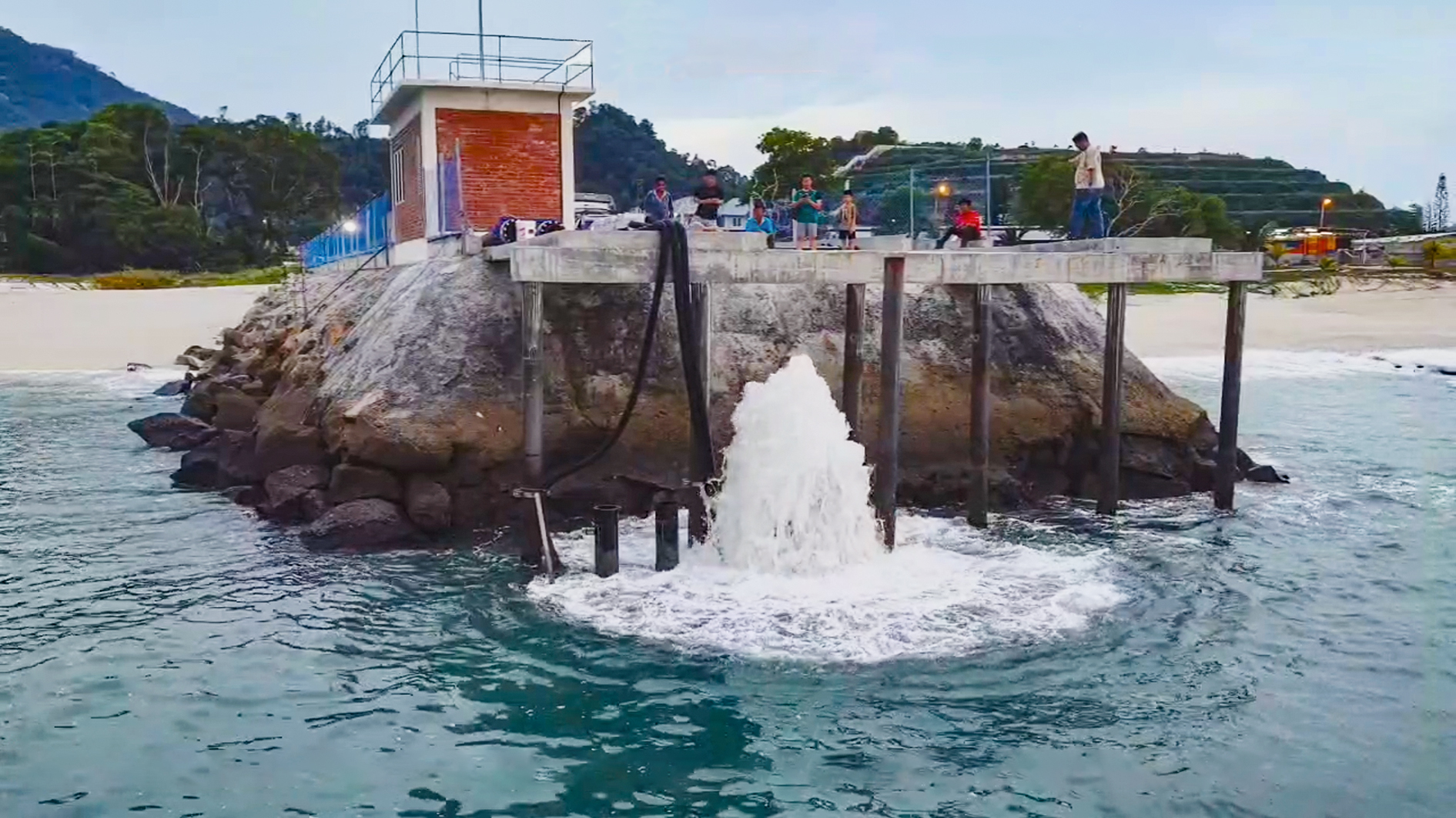馬來西亞霹靂州 新建蝦場養殖海水供水